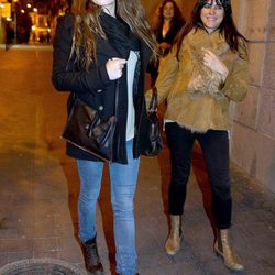 Olivia Molina pasea su embarazo por las calles de Madrid
