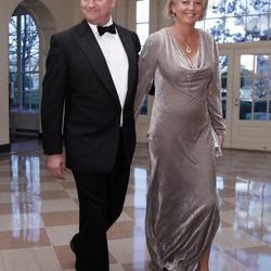 Hugh Bonneville y Lulu Evans en la Casa Blanca