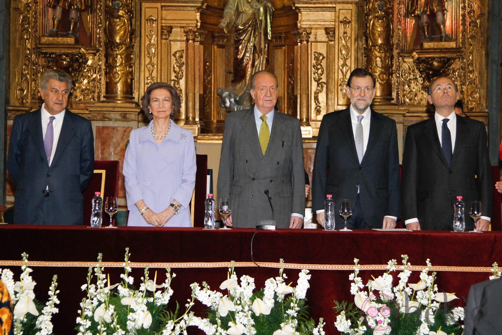 Jesús Posada, los Reyes, Mariano Rajoy y Pío García Escudero