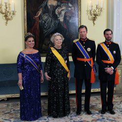Los Grandes Duques de Luxemburgo, el Príncipe Guillermo y la Reina Beatriz de Holanda