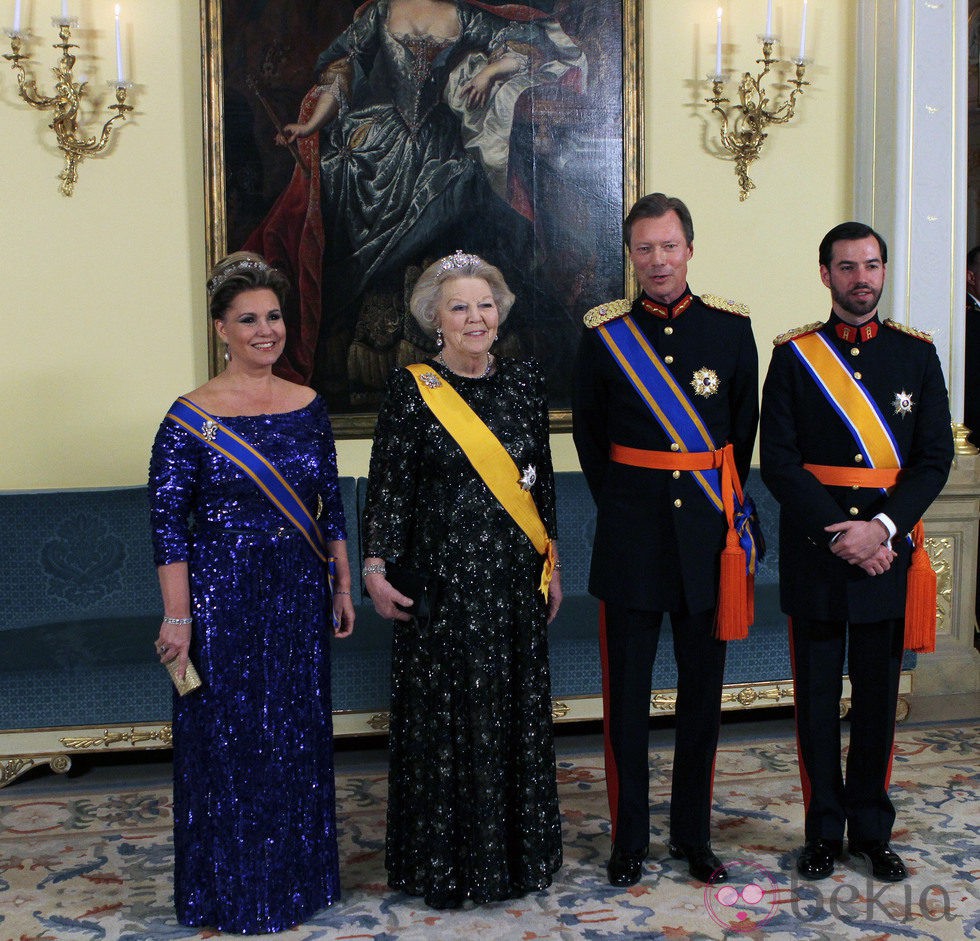 Los Grandes Duques de Luxemburgo, el Príncipe Guillermo y la Reina Beatriz de Holanda