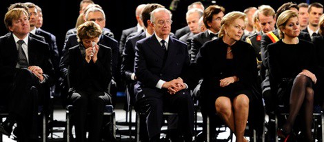 Los Reyes de Bélgica y los Príncipes de Holanda en el funeral de las víctimas de Suiza