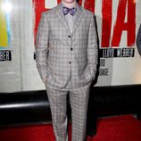 Jesse Tyler Ferguson en el estreno de 'Evita' en Nueva York