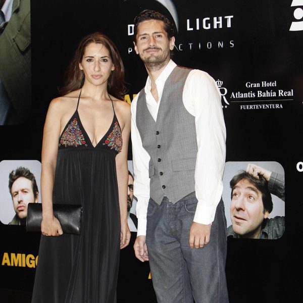 Nur Al Levi Y Juan Diego Botto En El Estreno De Amigos Estreno De La Película Amigos En 