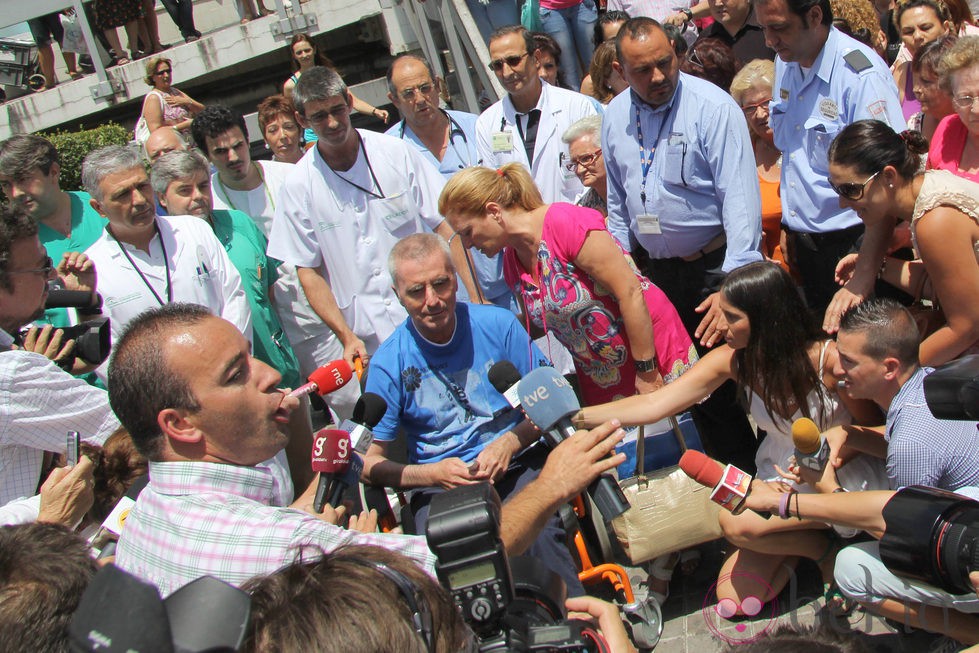 Ortega Cano habla con la prensa