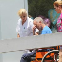 Ortega Cano sale del hospital apenado