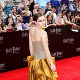 Emma Watson viste de Bottega Venetta en la premiére neoyorkina de Harry Potter