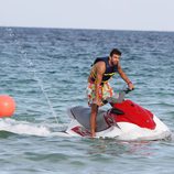 Gerard Piqué surca los mares en una moto acuática en Miami
