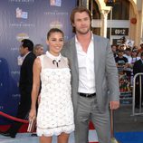 Elsa Pataky y Chris Hemsworth en la premiere de 'Capitán América' en Los Angeles