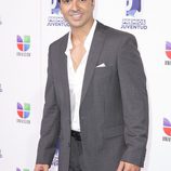 Luis Fonsi en los Premios Juventud 2011