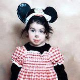 Amy Winehouse disfrazada cuando era pequeña