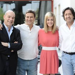 Antonio Resines, Alberto San Juan, Alexandra Jiménez y Manuel Gómez Pereira presentan 'Cheers'