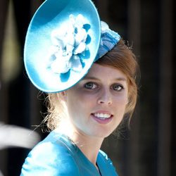 La Princesa Beatrice de York en la boda de Zara Phillips