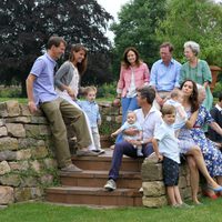 La Familia Real Danesa posa durante sus vacaciones 2011