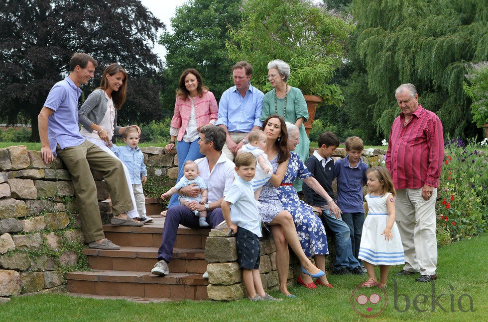 La Familia Real Danesa posa durante sus vacaciones 2011