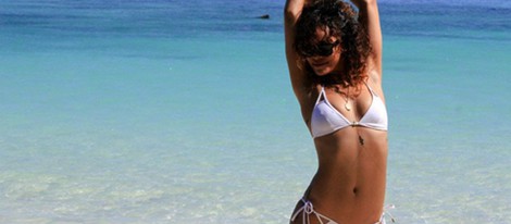 Rihanna muy sexy en bikini