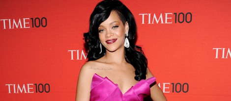 Rihanna en la alfombra roja de la gala celebrada por la revista Time 2012