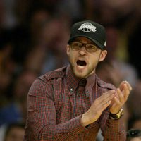 Justin Timberlake apoyando al equipo de 'Los Angeles Lakers'