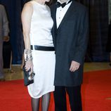 Steven Spielberg y su mujer, Kate Capshaw, en la cena de corresponsales