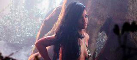 Rihanna en el videoclip de 'Where Have You Been'