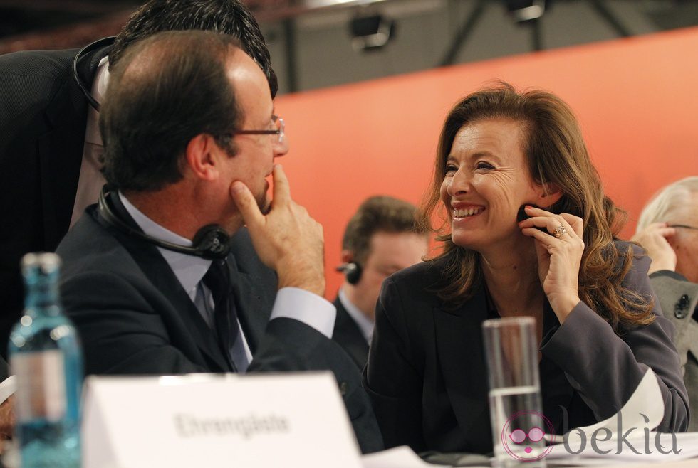 Valérie Trierweiler y Francois Hollande cómplices