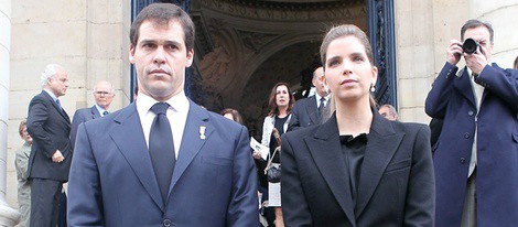 Luis Alfonso de Borbón y Margarita Vargas en el funeral de Emmanuella Dampierre