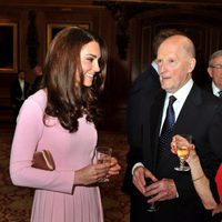 La Duquesa de Cambridge charla con los Reyes de Bulgaria en Windsor