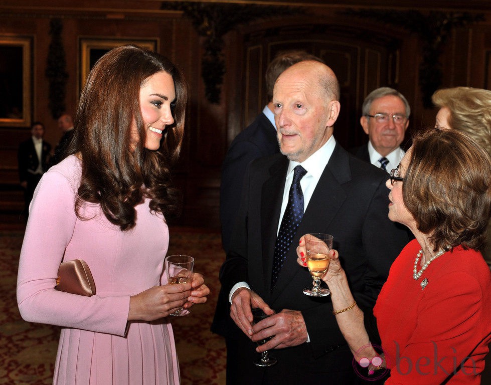 La Duquesa de Cambridge charla con los Reyes de Bulgaria en Windsor