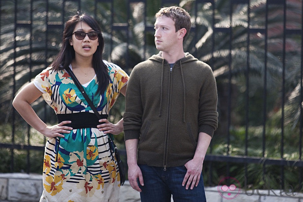 Mark Zuckerberg y su novia Priscilla Chan