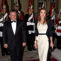 Los Reyes de Jordania en una cena de gala en Buckingham Palace