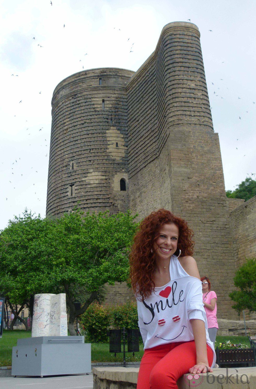 Pastora Soler en la Torre de la Dama de Baku, ciudad de Eurovisión 2012