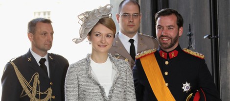 Guillermo de Luxemburgo y la Condesa Stéphanie de Lannoy en el bautizo de Estela de Suecia