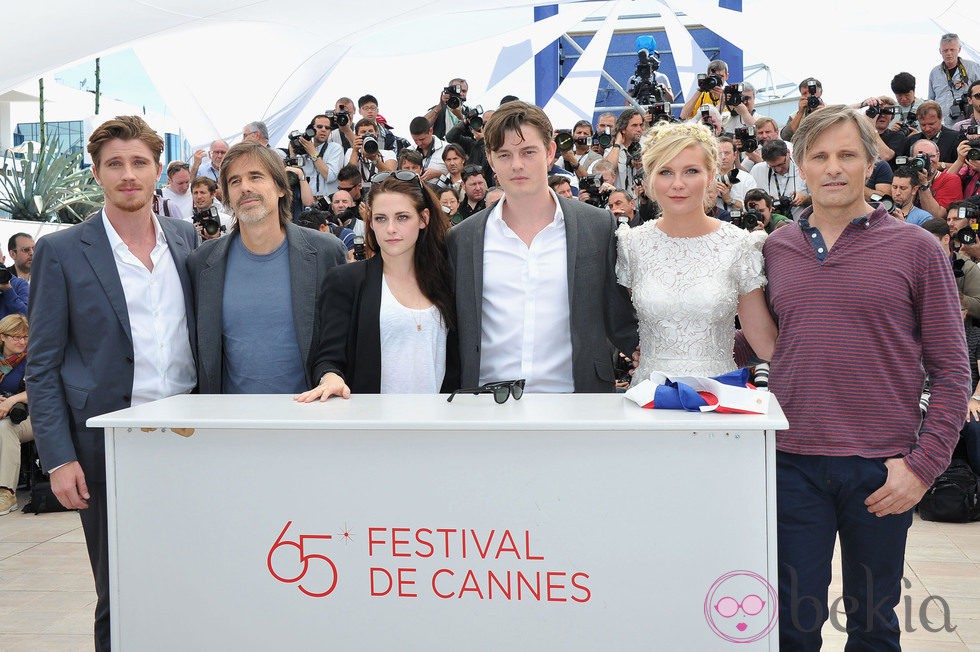 El equipo de la película 'On the Road' en el Festival de Cannes