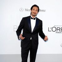 Adrien Brody en la gala amfAR celebrada en el Festival de Cannes 2012