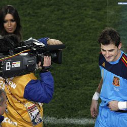 Sara Carbonero entrevista a Iker Casillas tras un partido de la Selección Española