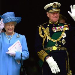 La Reina Isabel y el Duque de Edimburgo en el Jubileo de Oro de 2002