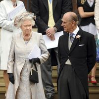 La Reina Isabel II y el Duque de Edimburgo en la boda de su nieto Peter Phillips en 2008