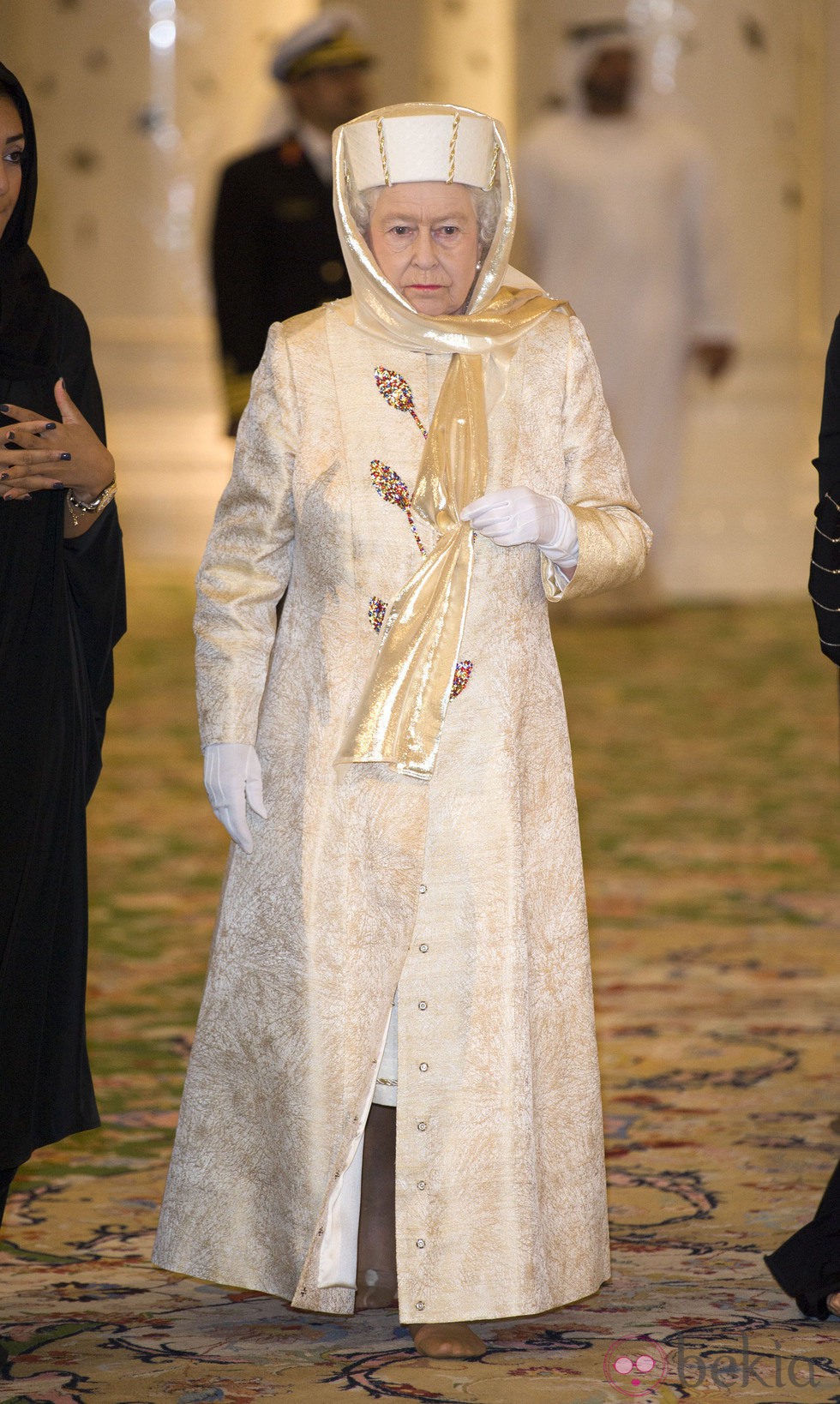 La Reina Isabel en Emiratos Árabes en 2010