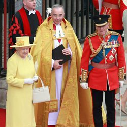 La Reina Isabel y el Príncipe Felipe de Inglaterra en la boda de los Duques de Cambridge