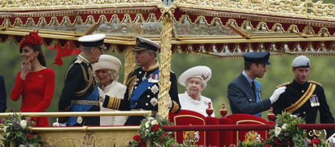 La familia Real británica en el Jubileo de la Reina Isabel II