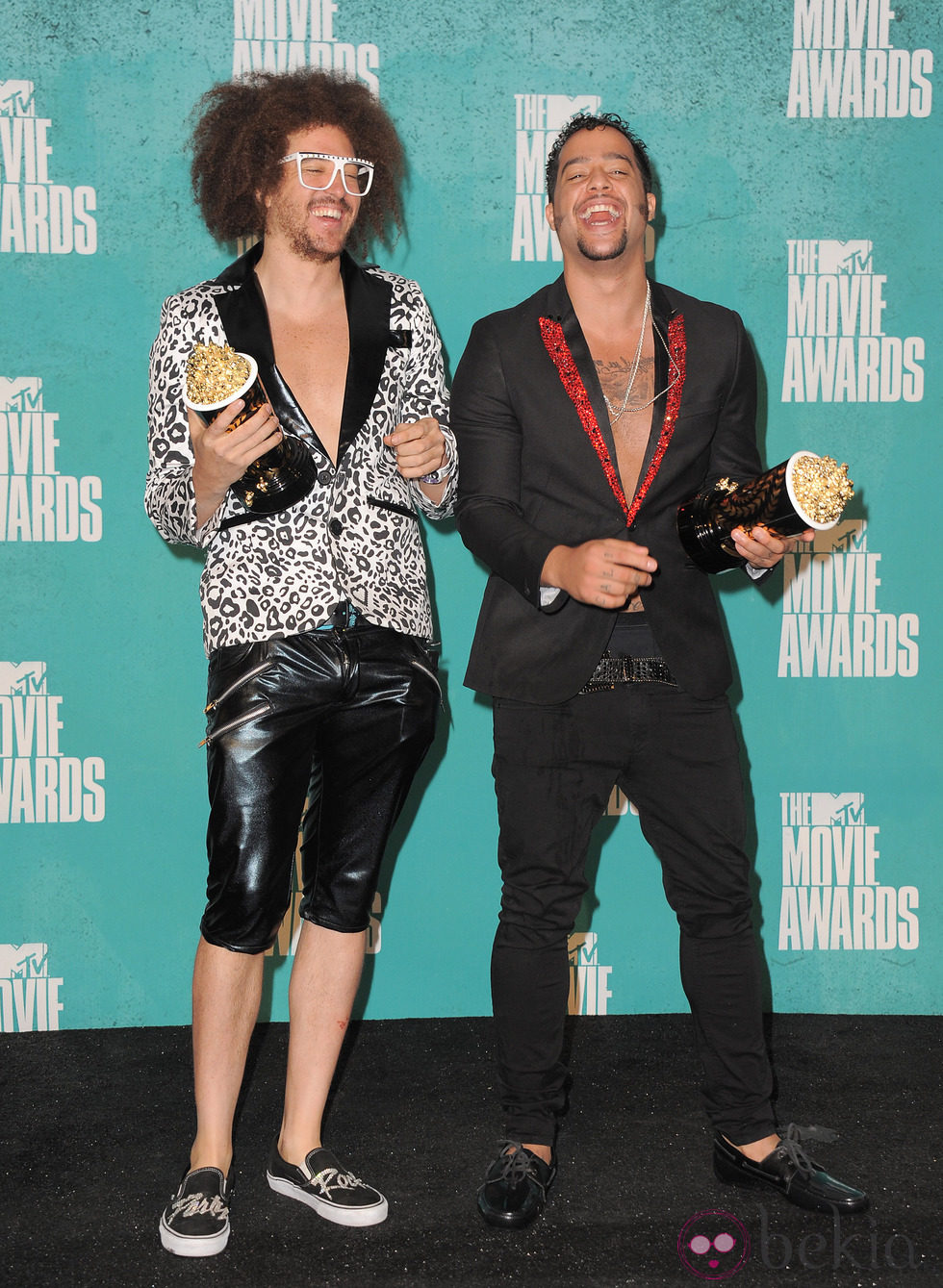 El dúo LMFAO en los MTV Movie Awards 2012