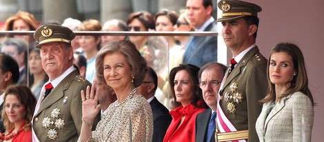 Los Reyes y los Príncipes en el Día de las Fuerzas Armadas 2012