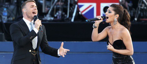 Gary Barlow y Cheryl Cole en el concierto del Jubileo de Diamante de la Reina Isabel II