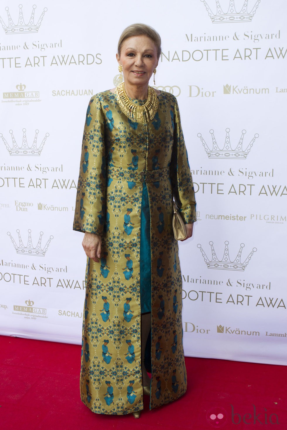 Farah Pahlavi en los Premios Marianne & Sigvard Bernardotte