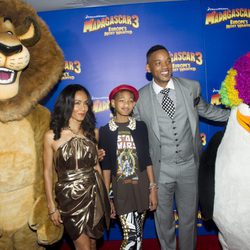 Will Smith y su familia en el estreno de 'Madagascar 3' en Nueva York