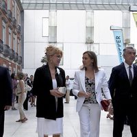 Carmen Cervera y Elvira Fernández Balboa en la inauguración de la exposición 'Hopper'