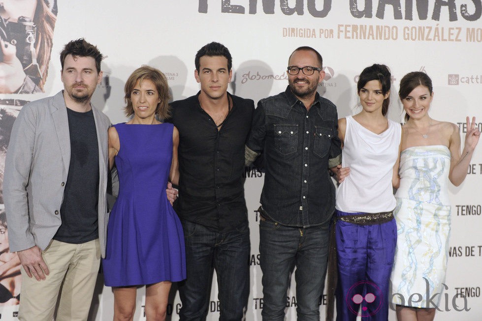 El equipo de la película 'Tengo ganas de ti' durante su presentación en Madrid