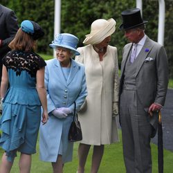 Eugenia de York, la Reina Isabel, la Duquesa de Cornualles y Carlos de Inglaterra en Ascot 2012