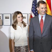 Los Príncipes Felipe y Letizia en el Instituto Cervantes de Nueva York