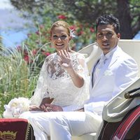 Tamara Gorro y Ezequiel Garay llegan a su boda en carroza de caballos